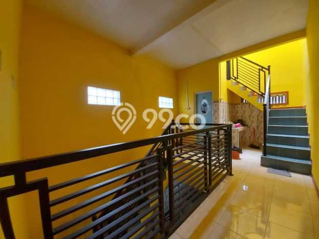 Dijual Hunian Rumah Nyaman 7 KT di Pakuwon, Surabaya Dijual Hunian Rumah Nyaman 7 KT di Pakuwon, Surabaya