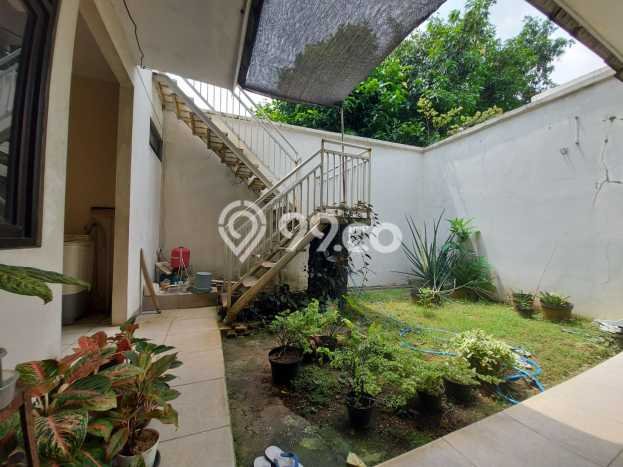 For Sale! Luxury House LT 200m2 Desain Modern di Bintaro For Sale! Luxury House LT 200m2 Desain Modern di Bintaro