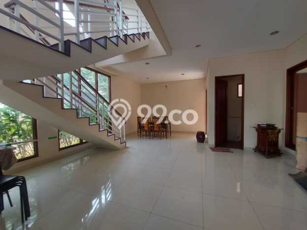 Rumah Mewah LB 300m2 Siap Pakai Desain Elegan di Lebak Bulus, Jakarta Selatan Rumah Mewah LB 300m2 Siap Pakai Desain Elegan di Lebak Bulus, Jakarta Selatan