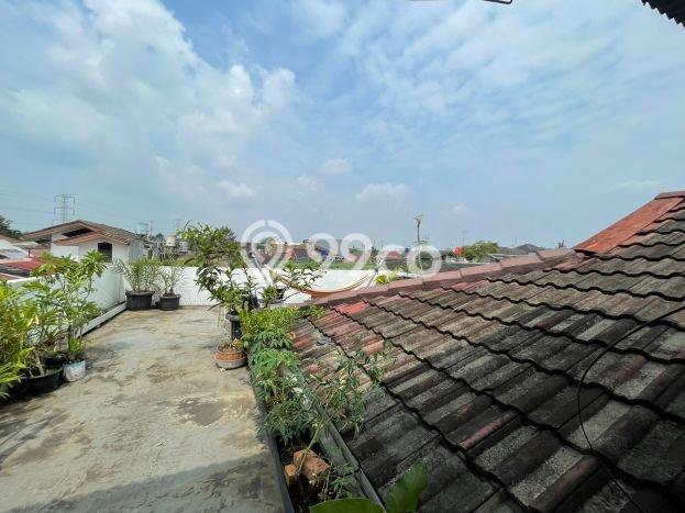 Dijual Rumah 4 Kamar Lokasi Ideal Bagus dan Strategis di Cinere Dijual Rumah 4 Kamar Lokasi Ideal Bagus dan Strategis di Cinere