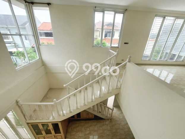 For Sale! Luxury House LT 329m2 Desain Modern di Pondok Labu For Sale! Luxury House LT 329m2 Desain Modern di Pondok Labu
