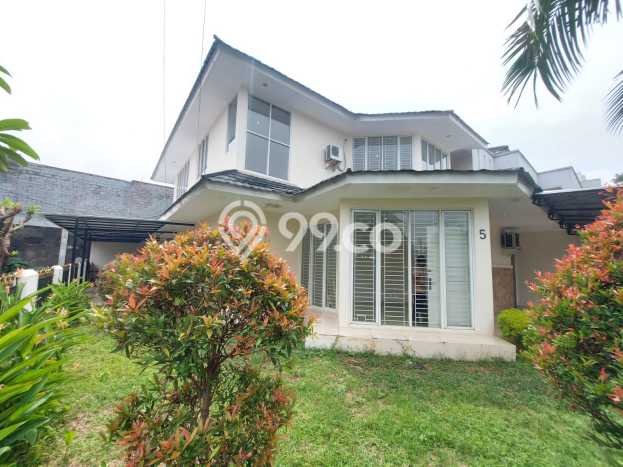 For Sale! Luxury House LT 329m2 Desain Modern di Pondok Labu For Sale! Luxury House LT 329m2 Desain Modern di Pondok Labu