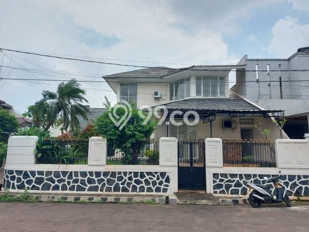 For Sale! Luxury House LT 329m2 Desain Modern di Pondok Labu For Sale! Luxury House LT 329m2 Desain Modern di Pondok Labu
