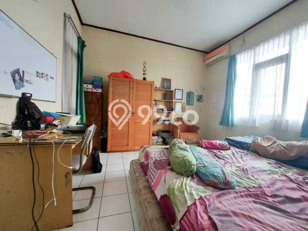 For Sale Rumah 3 Kamar Lokasi Strategis Bagus dan Strategis di Cinere For Sale Rumah 3 Kamar Lokasi Strategis Bagus dan Strategis di Cinere