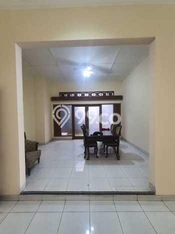 Dijual Hunian Mewah dengan Fasilitas Sekitar Komplit di Cilandak, Jakarta Selatan Dijual Hunian Mewah dengan Fasilitas Sekitar Komplit di Cilandak, Jakarta Selatan