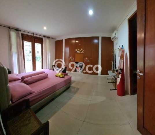 Jual Rumah Luas Elegan Dengan View Eksklusif di Lebak Bulus, Jakarta Selatan Jual Rumah Luas Elegan Dengan View Eksklusif di Lebak Bulus, Jakarta Selatan