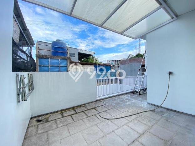 Dijual Cepat Rumah Favorit Siap Huni LB 144m2 di Cinere, Depok Dijual Cepat Rumah Favorit Siap Huni LB 144m2 di Cinere, Depok