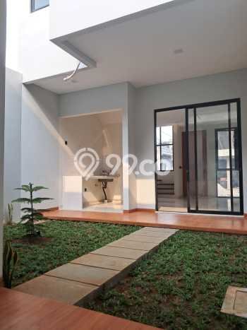 Dijual Rumah 3 Kamar Lokasi Strategis Nyaman dan Strategis di Jagakarsa Dijual Rumah 3 Kamar Lokasi Strategis Nyaman dan Strategis di Jagakarsa