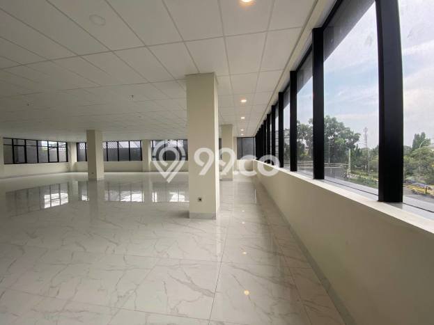 Kantor Lokasi Strategis di , Luas 4000m2m², Mainroad Kantor Lokasi Strategis di , Luas 4000m2m², Mainroad