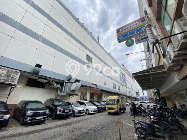 Ruko Dijual di Prime Area Depok Luas 215m2 Ruko Dijual di Prime Area Depok Luas 215m2