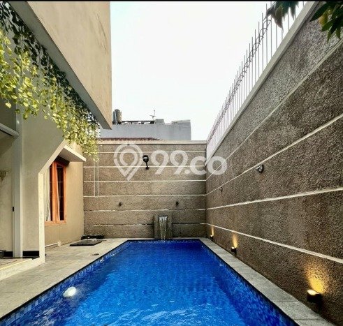 Rumah Eksklusif Dijual LT 141m2 di Cilandak, Jakarta Selatan Rumah Eksklusif Dijual LT 141m2 di Cilandak, Jakarta Selatan