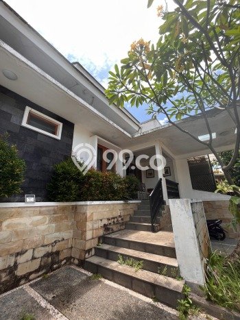 Hunian Cantik Minimalis Lb 100m2 di Cinere, Depok Hunian Cantik Minimalis Lb 100m2 di Cinere, Depok
