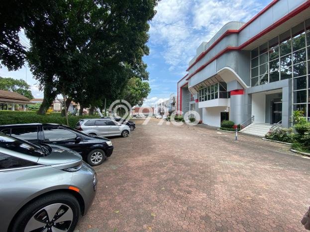 LOKASI PREMIUM! Ruko Kawasan Tajur, Luas 444m2m², Area Komersial LOKASI PREMIUM! Ruko Kawasan Tajur, Luas 444m2m², Area Komersial