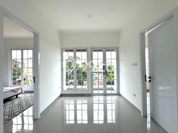 For Sale Rumah 3 Kamar Lokasi Ideal Nyaman dan Strategis di Cinere For Sale Rumah 3 Kamar Lokasi Ideal Nyaman dan Strategis di Cinere