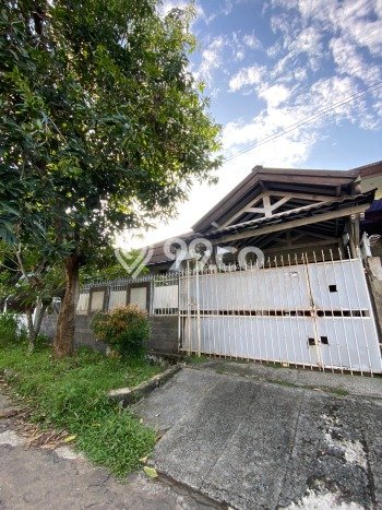 Jual Rumah Bagus Siap Huni LB 150m2 di Cinere, Depok Jual Rumah Bagus Siap Huni LB 150m2 di Cinere, Depok