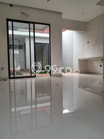 Dijual Rumah 3 Kamar Lokasi Strategis Nyaman dan Strategis di Jagakarsa Dijual Rumah 3 Kamar Lokasi Strategis Nyaman dan Strategis di Jagakarsa