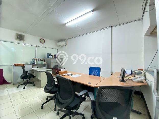 LOKASI PREMIUM! Ruko Kawasan Tajur, Luas 444m2m², Area Komersial LOKASI PREMIUM! Ruko Kawasan Tajur, Luas 444m2m², Area Komersial