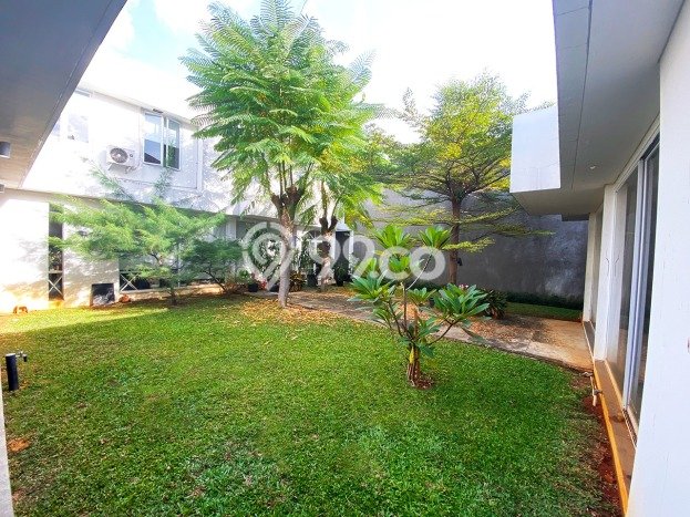 Rumah Elit Modern Siap Huni di Kemang Jakarta Selatan Rumah Elit Modern Siap Huni di Kemang Jakarta Selatan