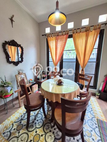 Dijual Rumah 3 Kamar Lokasi Ideal Nyaman dan Strategis di Cinere Dijual Rumah 3 Kamar Lokasi Ideal Nyaman dan Strategis di Cinere