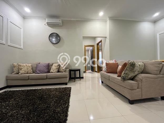 Hunian Elit LB 185m2 Siap Pakai Desain Elegan di CIREUNDEU, Tangerang Hunian Elit LB 185m2 Siap Pakai Desain Elegan di CIREUNDEU, Tangerang