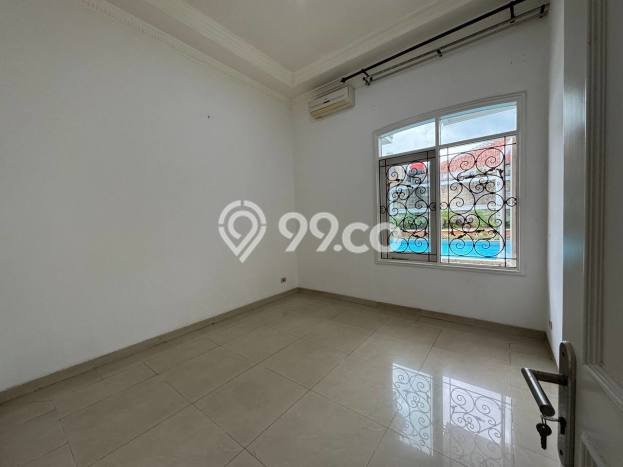Rumah Luxury Modern Tanpa Renovasi di Lebak Bulus Jakarta Selatan Rumah Luxury Modern Tanpa Renovasi di Lebak Bulus Jakarta Selatan