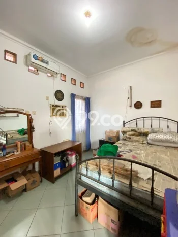 Rumah Modern Minimalis 5 Kamar Siap Huni di Cinere Rumah Modern Minimalis 5 Kamar Siap Huni di Cinere