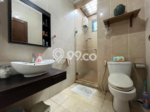 For Sale! Premium House LT 225m2 Desain Modern di Lebak Bulus For Sale! Premium House LT 225m2 Desain Modern di Lebak Bulus