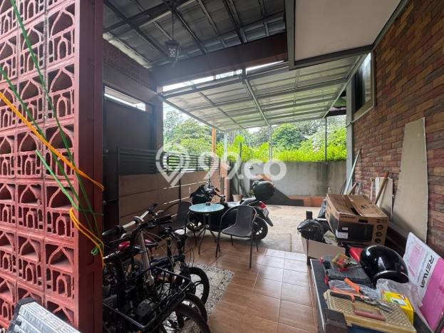 Rumah Minimalis 4 KT di Lebak Bulus Jakarta Selatan Semi Furnished Rumah Minimalis 4 KT di Lebak Bulus Jakarta Selatan Semi Furnished