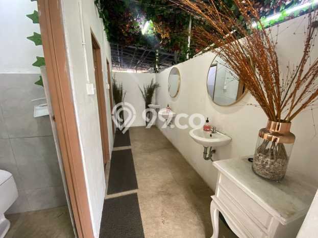 Untuk Dijual! Komersial di Pondok Cabe Tangerang LT 600m2 / LB 600m2 Kawasan Strategis Untuk Dijual! Komersial di Pondok Cabe Tangerang LT 600m2 / LB 600m2 Kawasan Strategis