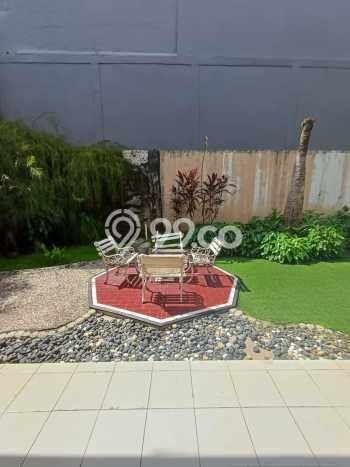Ready to Use! Premium House LT 250m2 Desain Modern di Bintaro Ready to Use! Premium House LT 250m2 Desain Modern di Bintaro