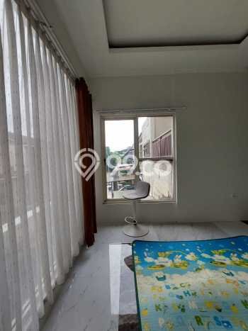 Ready to Use! Luxury House LT 136m2 Desain Elegan di Bintaro Ready to Use! Luxury House LT 136m2 Desain Elegan di Bintaro