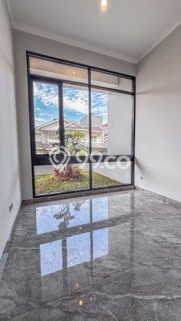 Hunian Mewah LB 390m2 Siap Huni Desain Elegan di Bintaro, Tangerang Selatan Hunian Mewah LB 390m2 Siap Huni Desain Elegan di Bintaro, Tangerang Selatan