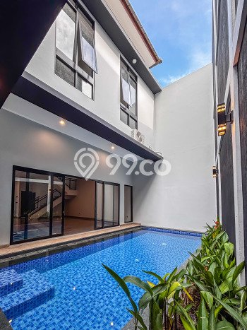 Hunian Mewah LB 390m2 Siap Huni Desain Elegan di Bintaro, Tangerang Selatan Hunian Mewah LB 390m2 Siap Huni Desain Elegan di Bintaro, Tangerang Selatan