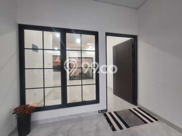 Dijual Rumah 4 Kamar Lokasi Ideal Bagus dan Strategis di Serpong Utara Dijual Rumah 4 Kamar Lokasi Ideal Bagus dan Strategis di Serpong Utara