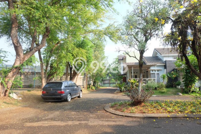 Jual Rumah Eksklusif 2 KT di Bintaro, Tangerang Selatan Jual Rumah Eksklusif 2 KT di Bintaro, Tangerang Selatan