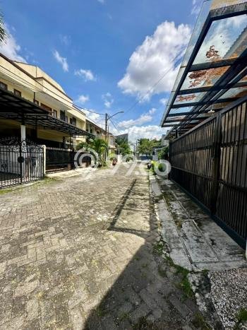 For Sale! Luxury House LT 210m2 Desain Elegan di Bintaro For Sale! Luxury House LT 210m2 Desain Elegan di Bintaro