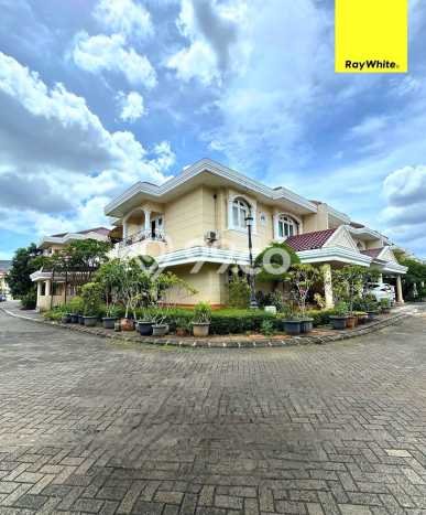 For Sale Rumah Mewah Exclusive di Ciputat, Tangerang Selatan For Sale Rumah Mewah Exclusive di Ciputat, Tangerang Selatan