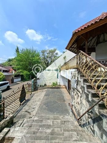 Rumah Mewah LB 600m2 Siap Pakai Desain Elegan di Bintaro, Jakarta Selatan Rumah Mewah LB 600m2 Siap Pakai Desain Elegan di Bintaro, Jakarta Selatan