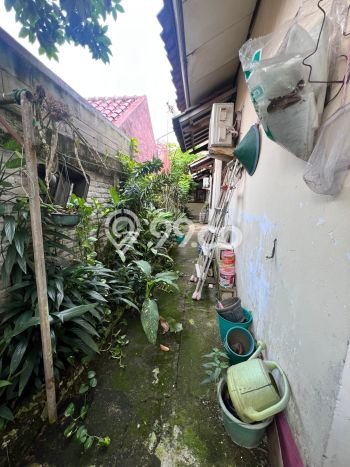 Siap Huni Rumah Mewah 5 Kamar di Ciputat Dekat ke Mana Saja Siap Huni Rumah Mewah 5 Kamar di Ciputat Dekat ke Mana Saja