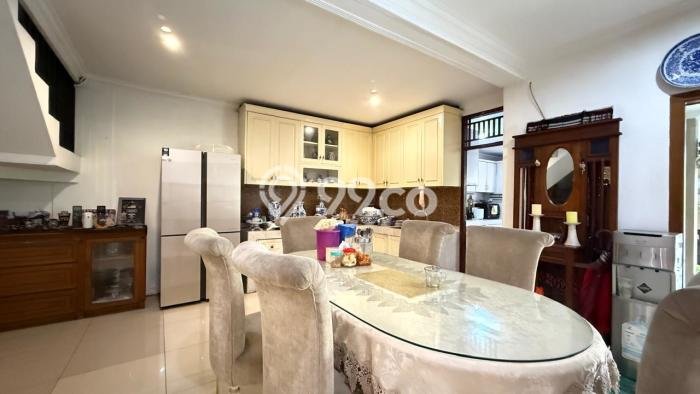 For Sale! Premium House LT 438m2 Desain Elegan di Bintaro For Sale! Premium House LT 438m2 Desain Elegan di Bintaro