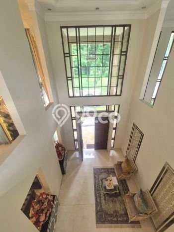 Rumah Luxury Modern Siap Huni di Bintaro Tangerang Selatan Rumah Luxury Modern Siap Huni di Bintaro Tangerang Selatan