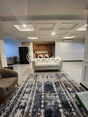 Ready to Use! Luxury House LT 250m2 Desain Elegan di Bintaro Ready to Use! Luxury House LT 250m2 Desain Elegan di Bintaro