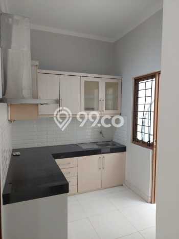 Rumah Elit LB 150m2 Siap Huni Desain Elegan di Bintaro, Tangerang Selatan Rumah Elit LB 150m2 Siap Huni Desain Elegan di Bintaro, Tangerang Selatan