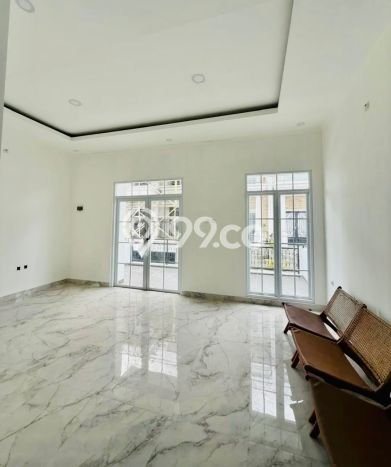 Ready to Use! Luxury House LT 90m2 Desain Elegan di Veteran Ready to Use! Luxury House LT 90m2 Desain Elegan di Veteran