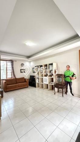 Dijual Rumah Luas Megah Dengan View Eksklusif di Bintaro, Tangerang Selatan Dijual Rumah Luas Megah Dengan View Eksklusif di Bintaro, Tangerang Selatan