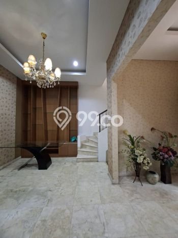 Rumah Strategis Minimalis Lb 130m2 di Ciputat, Tangerang Selatan Rumah Strategis Minimalis Lb 130m2 di Ciputat, Tangerang Selatan
