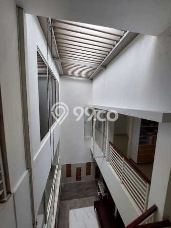 Ready to Use! Luxury House LT 136m2 Desain Elegan di Bintaro Ready to Use! Luxury House LT 136m2 Desain Elegan di Bintaro
