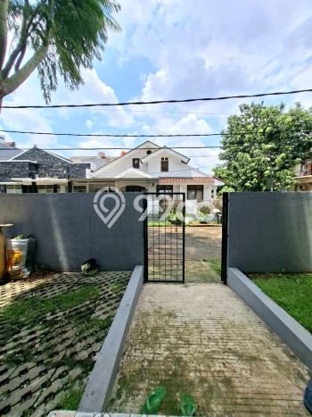 For Sale! Luxury House LT 218m2 Desain Elegan di Bintaro For Sale! Luxury House LT 218m2 Desain Elegan di Bintaro