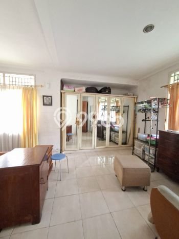 Hunian Elit LB 130m2 Siap Pakai Desain Elegan di Bintaro, Tangerang Selatan Hunian Elit LB 130m2 Siap Pakai Desain Elegan di Bintaro, Tangerang Selatan
