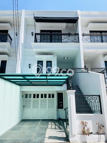 Rumah Luxury Modern Siap Huni di Bintaro Jakarta Selatan Rumah Luxury Modern Siap Huni di Bintaro Jakarta Selatan
